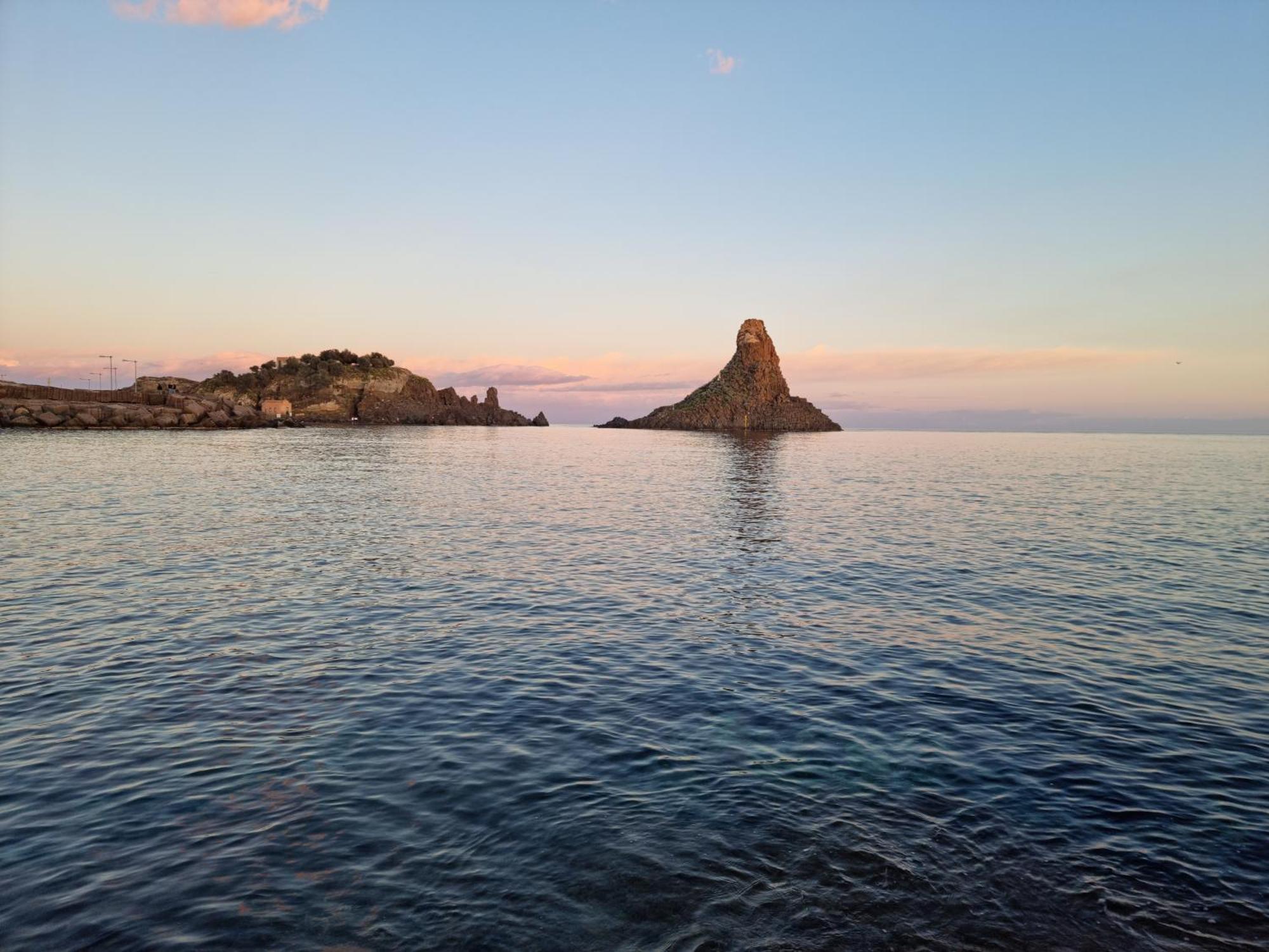 Luxury Historic Residence With Heated Pool Near Catania, Taormina, The Sea And Mount Etna Giarre Eksteriør bilde