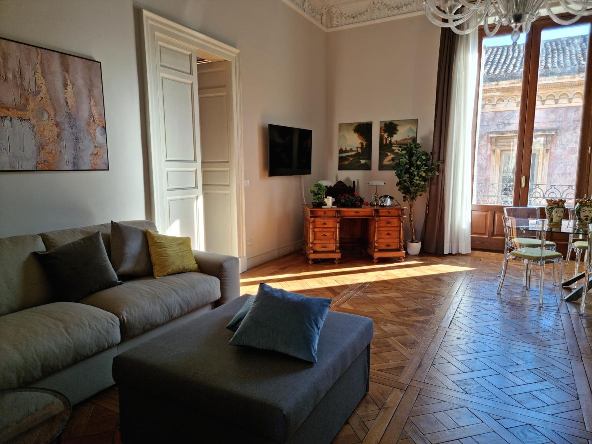 Luxury Historic Residence With Heated Pool Near Catania, Taormina, The Sea And Mount Etna Giarre Eksteriør bilde