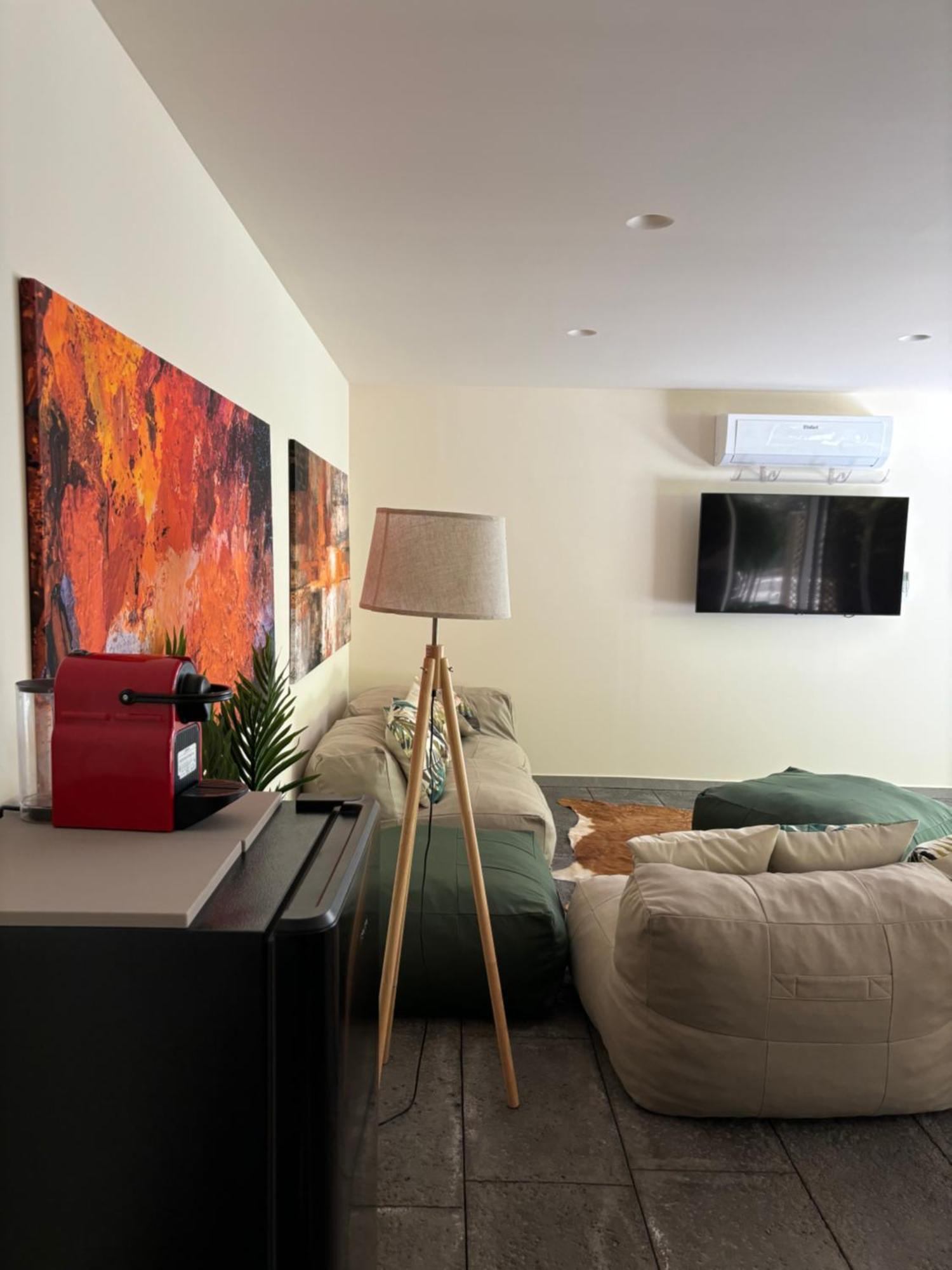 Luxury Historic Residence With Heated Pool Near Catania, Taormina, The Sea And Mount Etna Giarre Eksteriør bilde